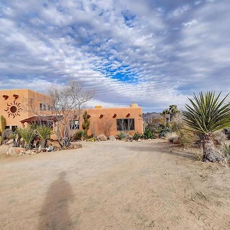 Renovated Lodge - Room 2 With Pool Access Joshua Tree Bagian luar foto